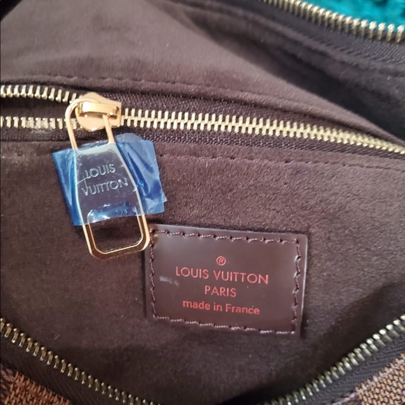 Authentic⭐️Louis Vuitton Damier Abene Portobello PM in pristine condition - Picture 3 of 10